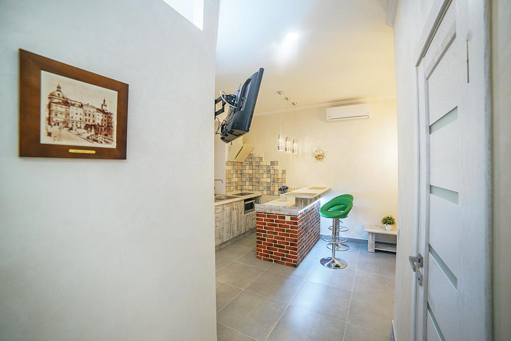 Apartment at Lyulki Lviv Eksteriør billede